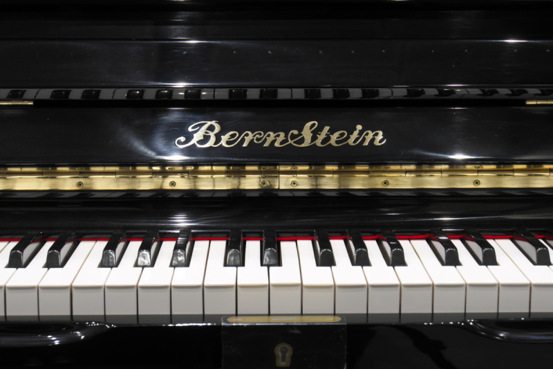 株式会社ピアノプラザ | BernStein 127B