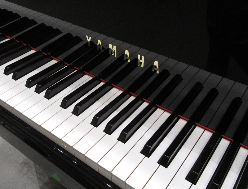 株式会社ピアノプラザ | YAMAHA Z1B(6161)